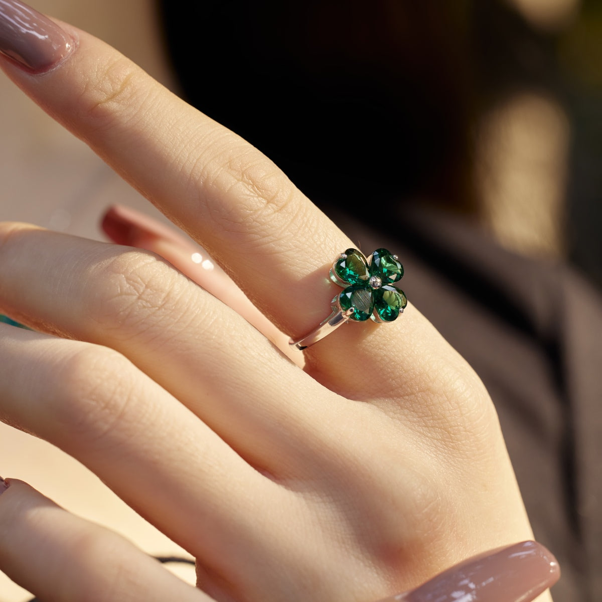 [Regalia Jewelry]Heart-shaped Four-Leaf Clover Ball Ring