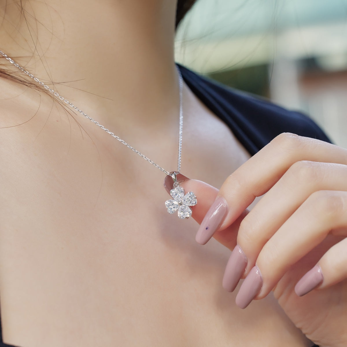 [Regalia Jewelry]Heart-Shaped Four-Leaf Clover Bead Necklace