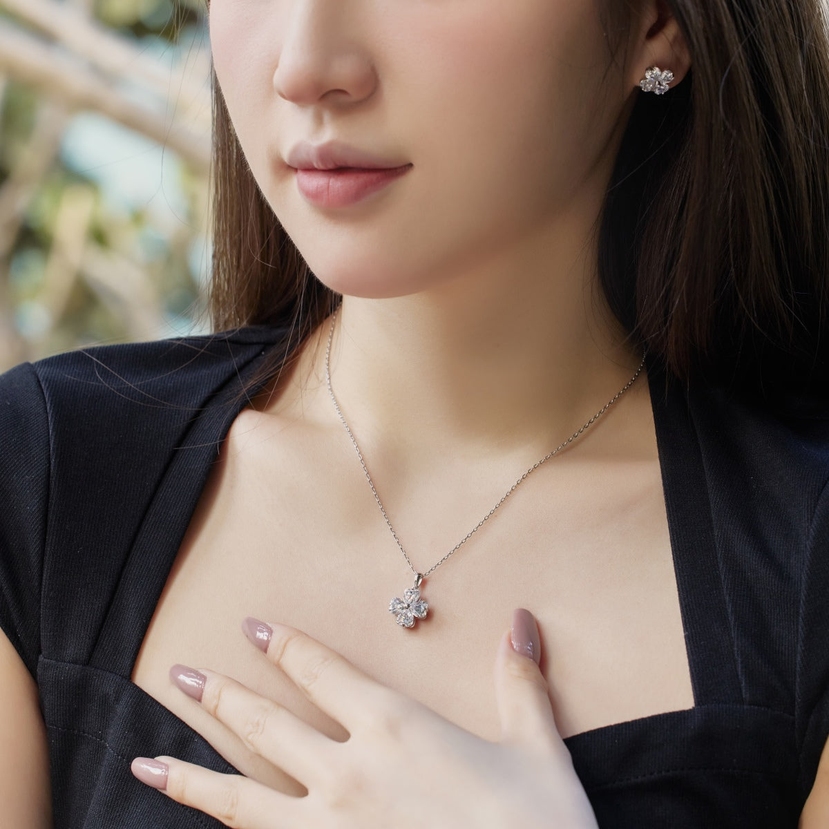 [Regalia Jewelry]Heart-Shaped Four-Leaf Clover Bead Necklace