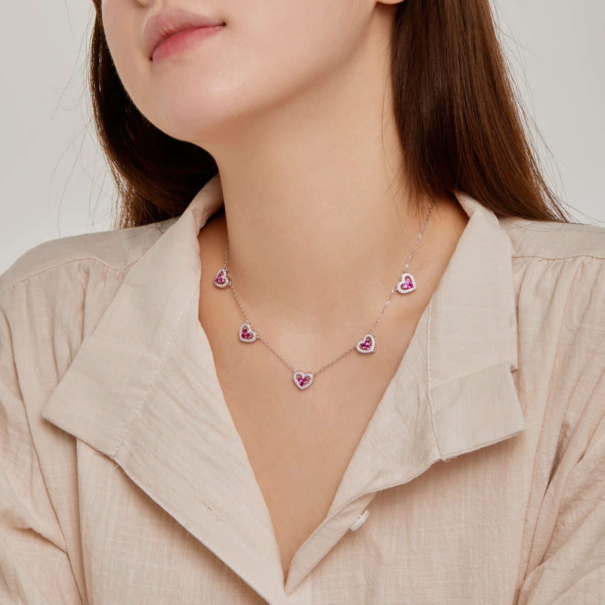 [Regalia Jewelry]Sparkling Five Heart Necklace