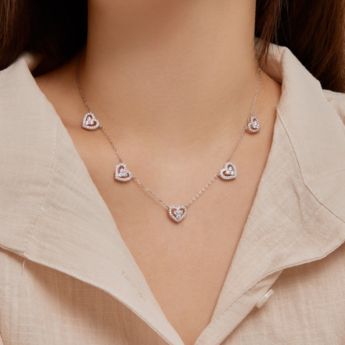 [Regalia Jewelry]Sparkling Five Heart Necklace