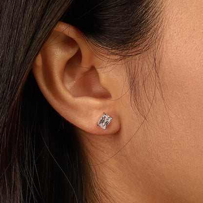 [Regalia Jewelry]Stylish Shiny Rectangular Center Stone Stud Earrings