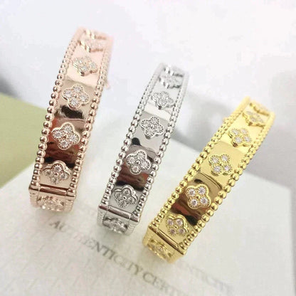 [Regalia Jewelry]CLOVER BRACELET 8MM DIAMONDS