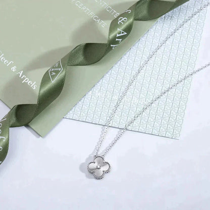 [Regalia Jewelry]CLOVER  15MM DIAMOND LASER NECKLACE SILVER