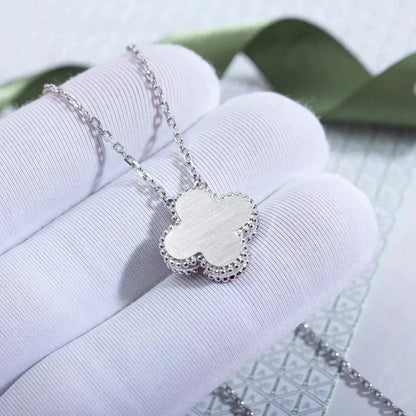 [Regalia Jewelry]CLOVER  15MM DIAMOND LASER NECKLACE SILVER