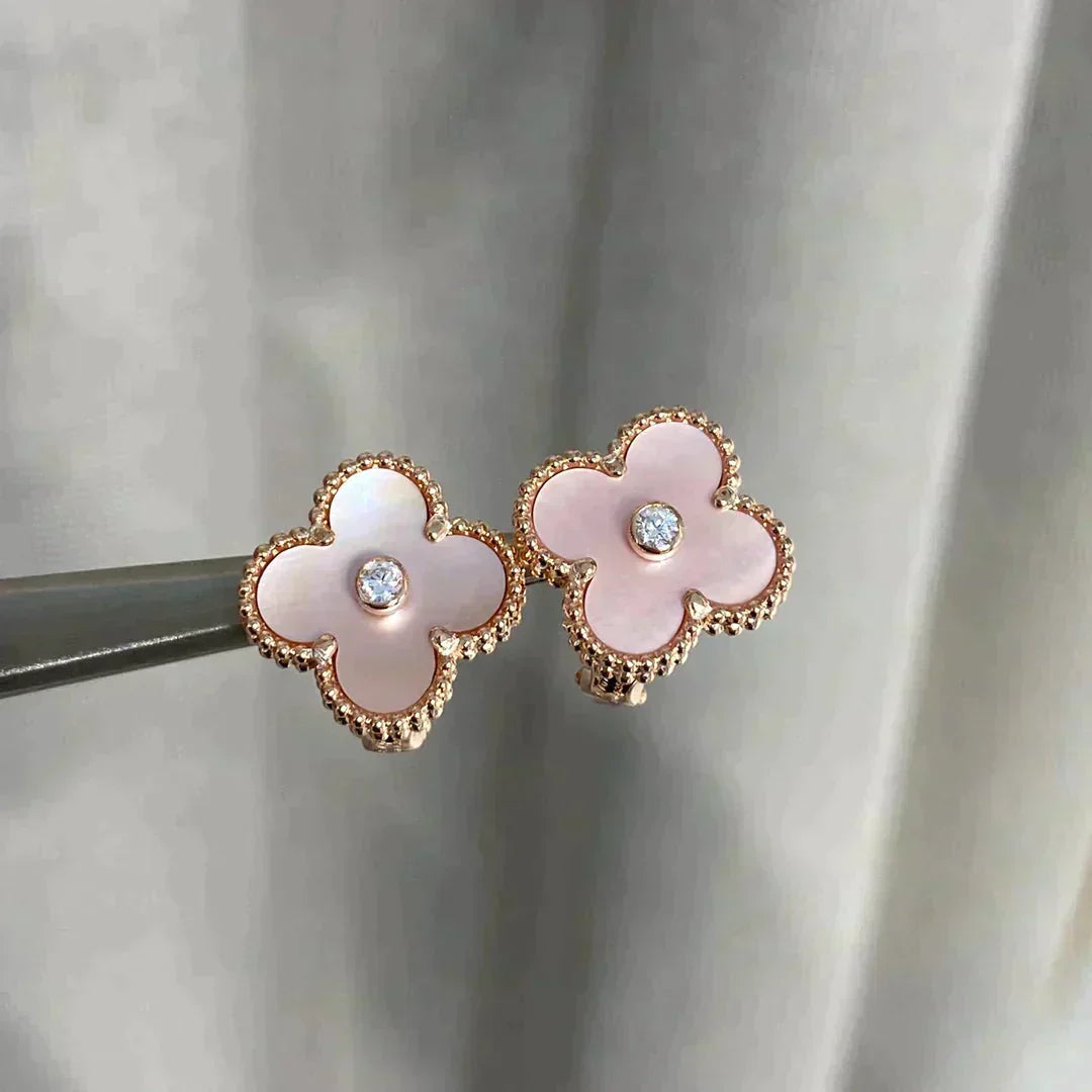 [Regalia Jewelry]CLOVER MEDIUM 1 MOTIFS  PINK MOP DIAMOND EARRINGS