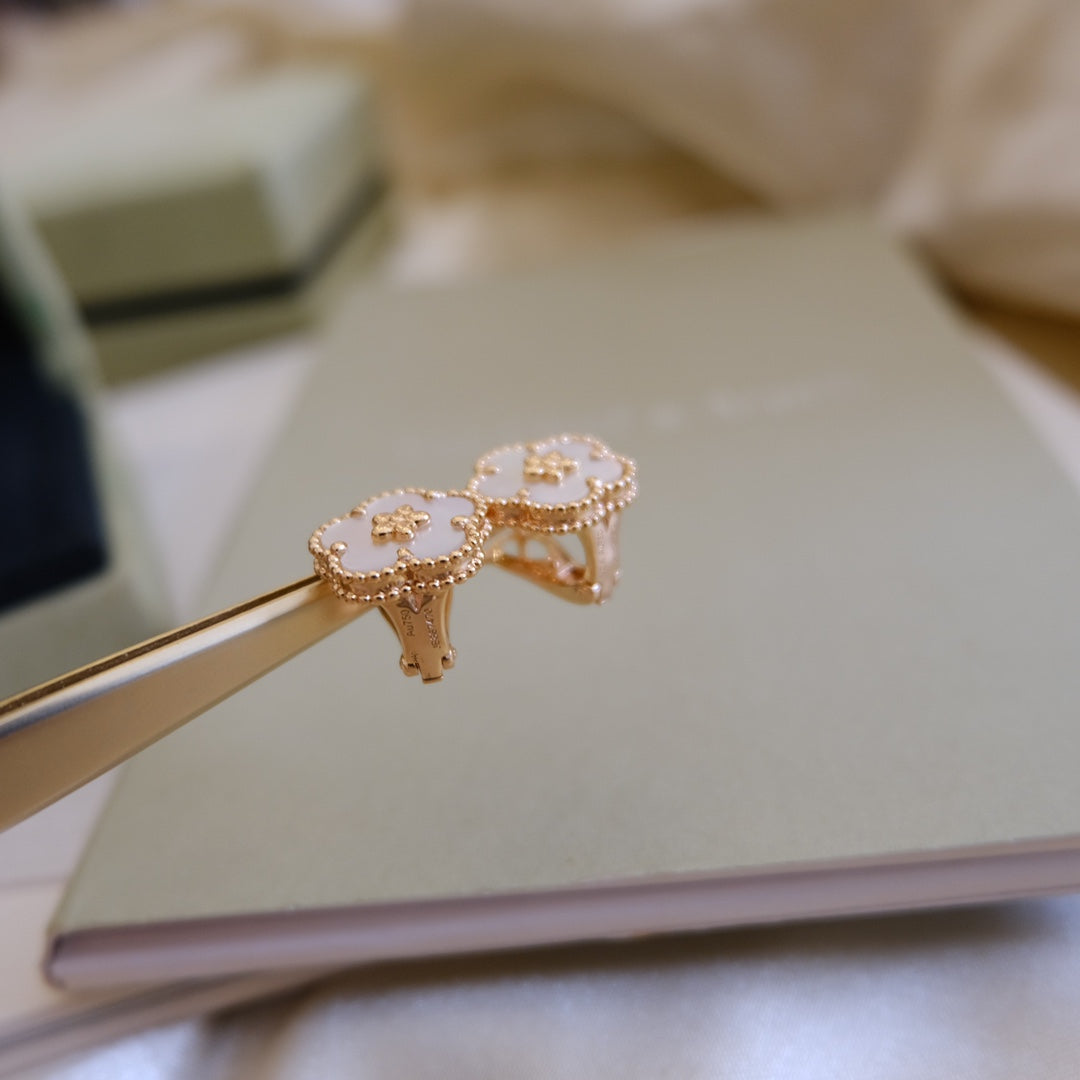 [Regalia Jewelry]LUCKY WHITE MOP EARRINGS