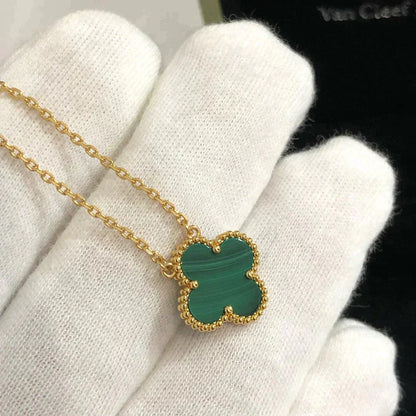 [Regalia Jewelry]CLOVER 15MM MALACHITE SINGLE FLOWER  NECKLACE