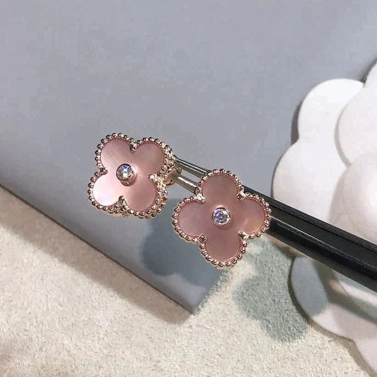 [Regalia Jewelry]CLOVER MEDIUM 1 MOTIFS  PINK MOP DIAMOND EARRINGS