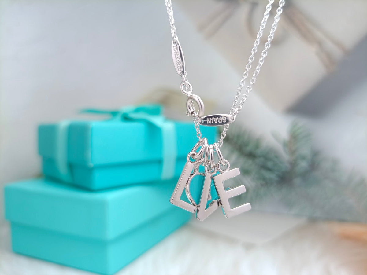 [Regalia Jewels]LOVE TEXT PEDANT NECKLACE