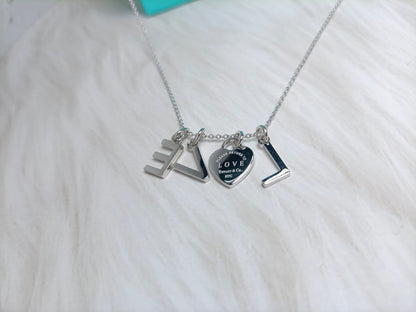 [Regalia Jewels]LOVE TEXT PEDANT NECKLACE