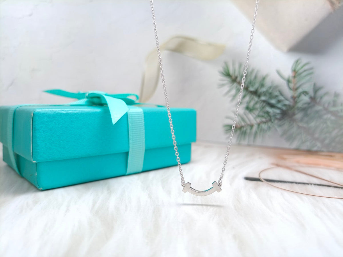 [Regalia Jewels]MINI SMILE PEDANT NECKLACE