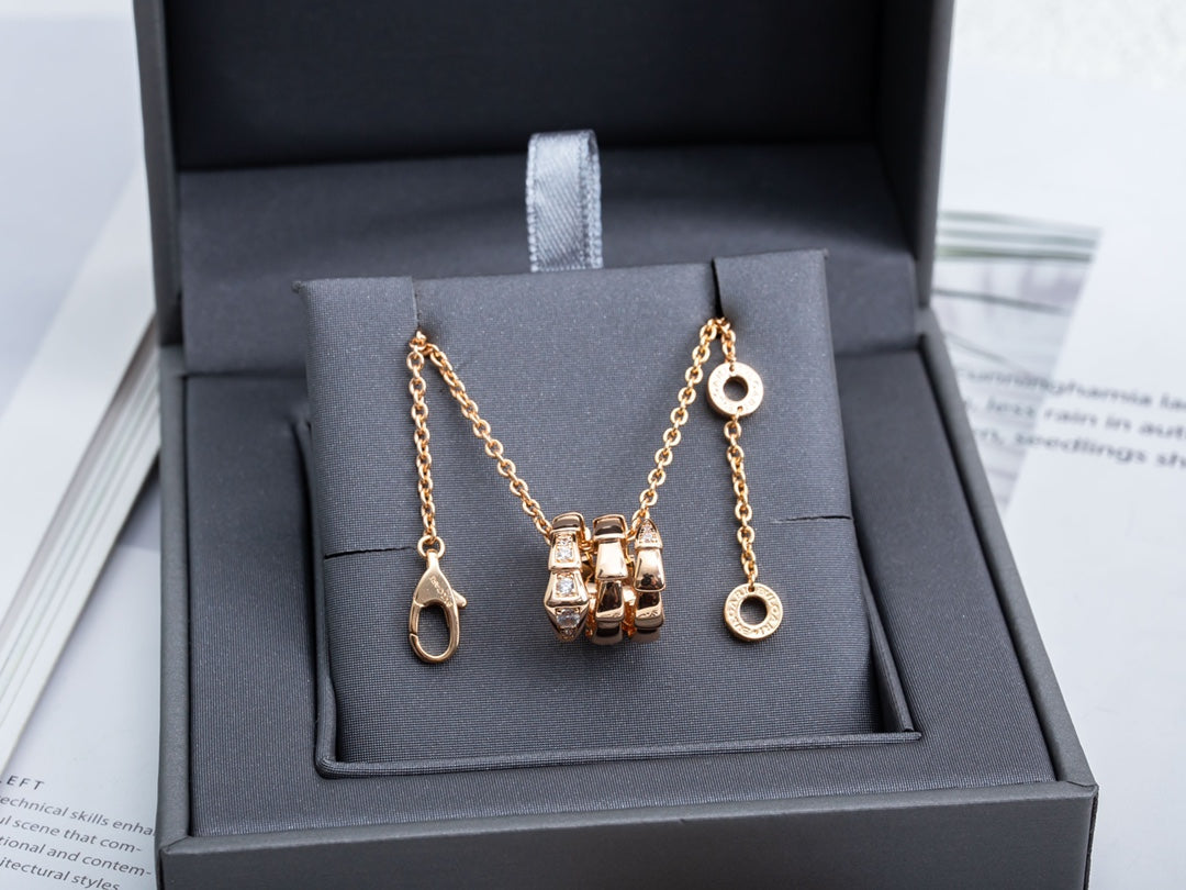 [Regalia Jewelry]SERPENTI PINK GOLD NECKLACE DIAMOND