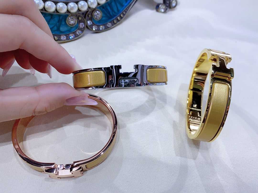 [Regalia Jewelry]H CHAMPAGNE BRACELET