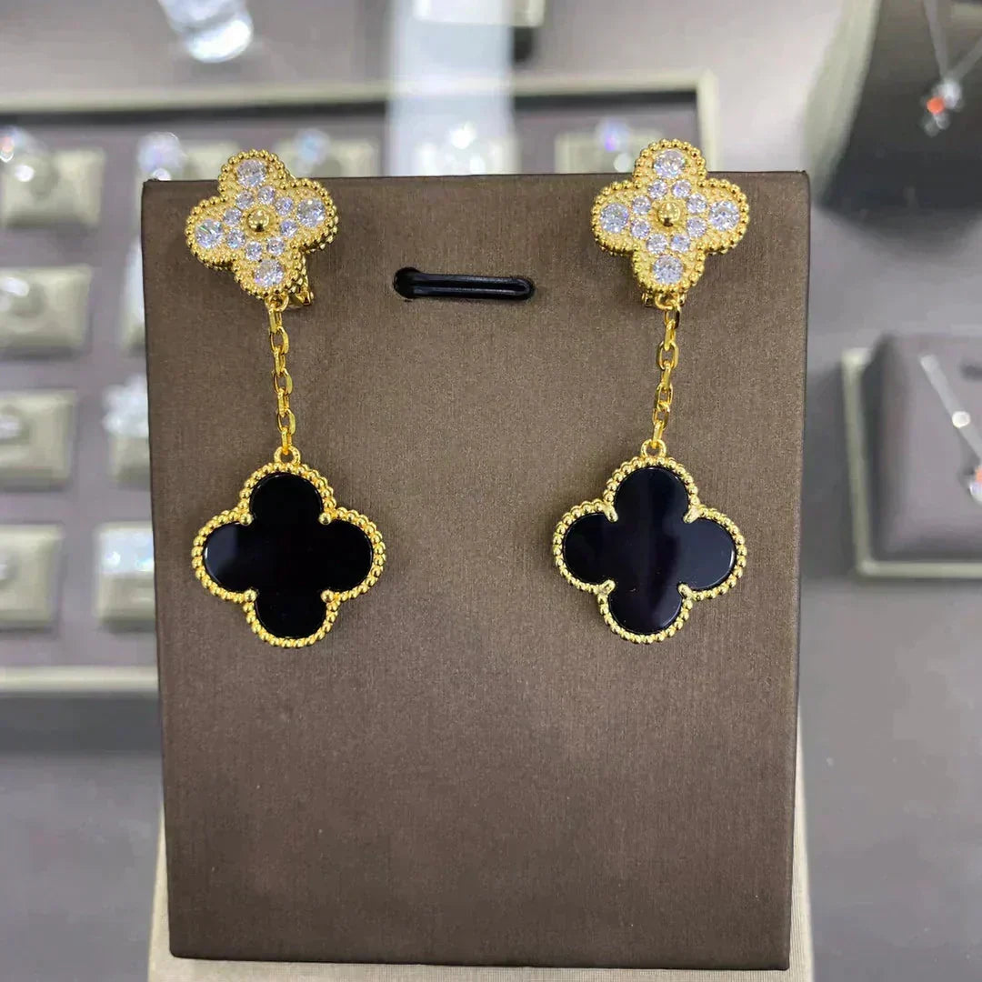 [Regalia Jewelry]CLOVER  2 MOTIFS  DIAMOND  EARRINGS (MULTIPLE CHOICESç´