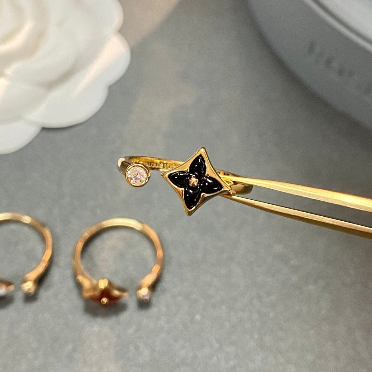 [Regalia Jewelry]STAR 1 DIAMOND OPEN RING