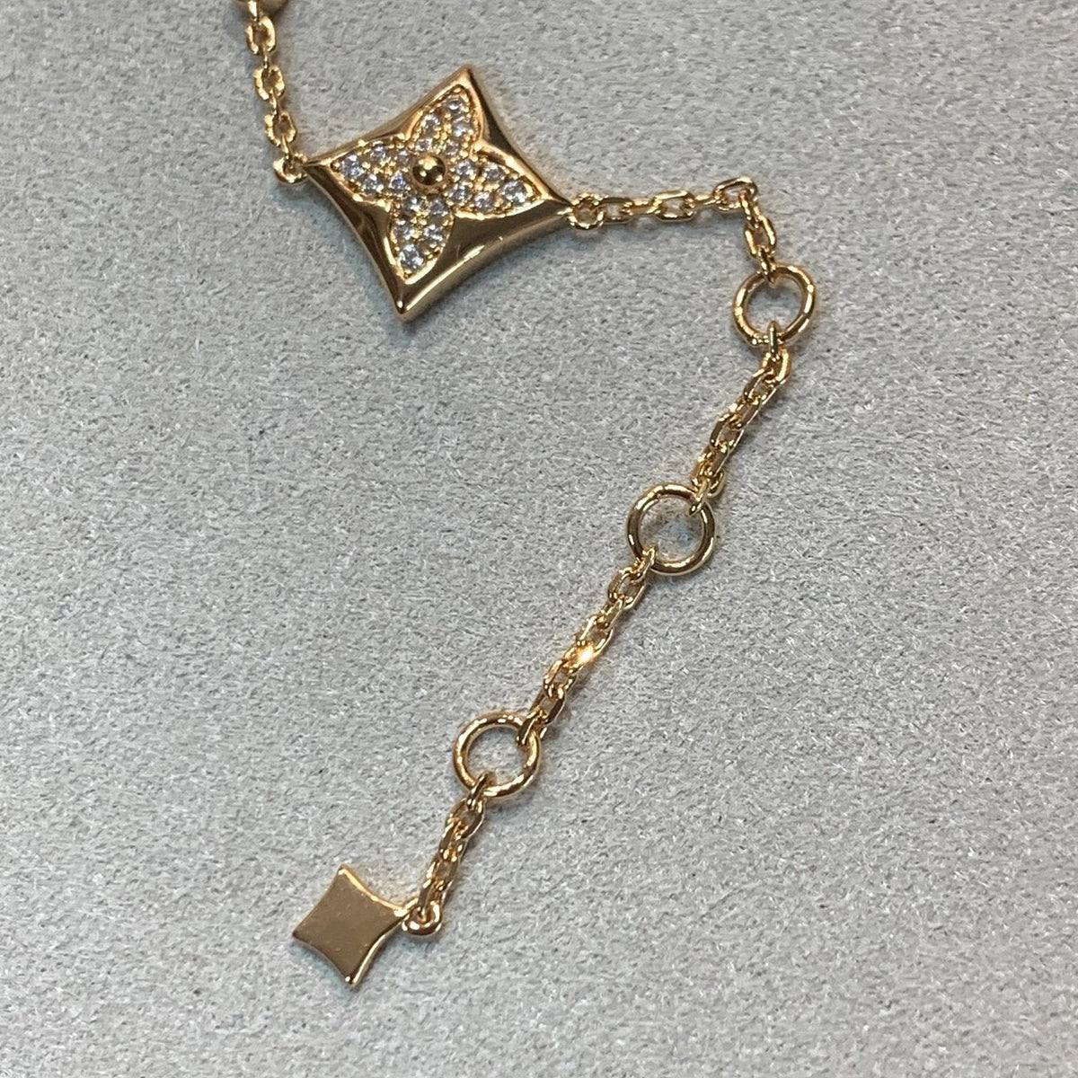 [Regalia Jewelry]STAR AND SUN 4 MOTIFS GOLD DIAMONDS BRACELET