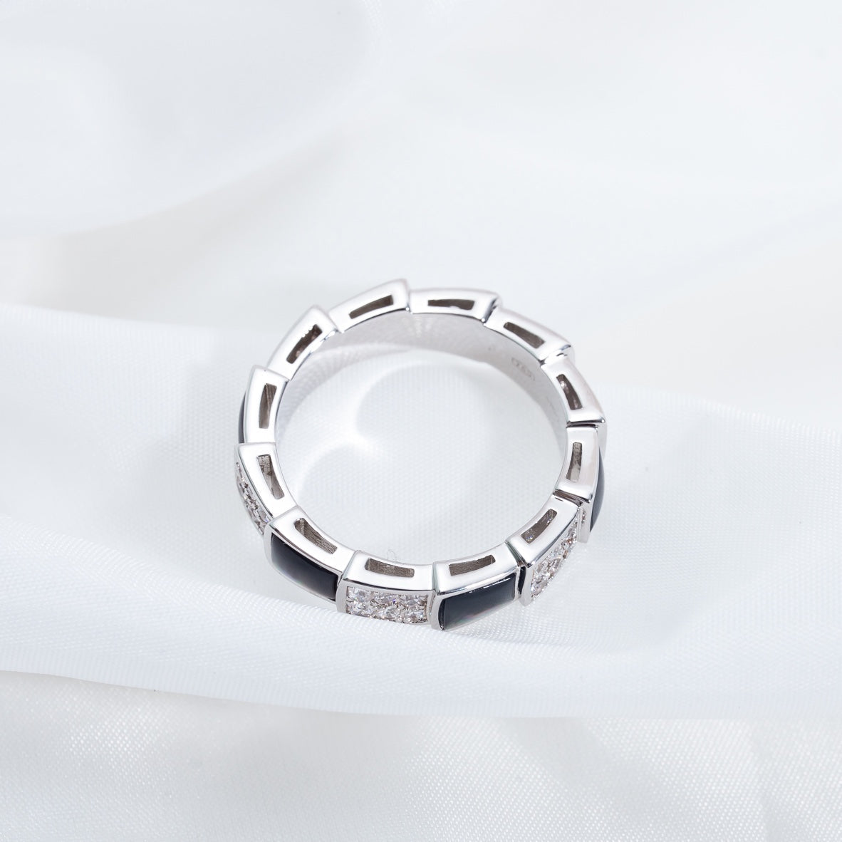 [Regalia Jewelry]SERPENTI RING SILVER DIAMOND BLACK MOP 4MM