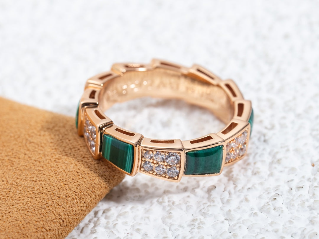 [Regalia Jewelry]SERPENTI RING PINK GOLD MALACHITE DIAMOND PAVED 4MM