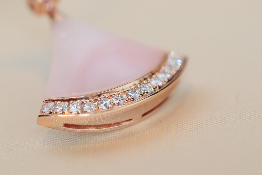 [Regalia Jewelry]DREAM NECKLACE PINK MOP DIAMOND