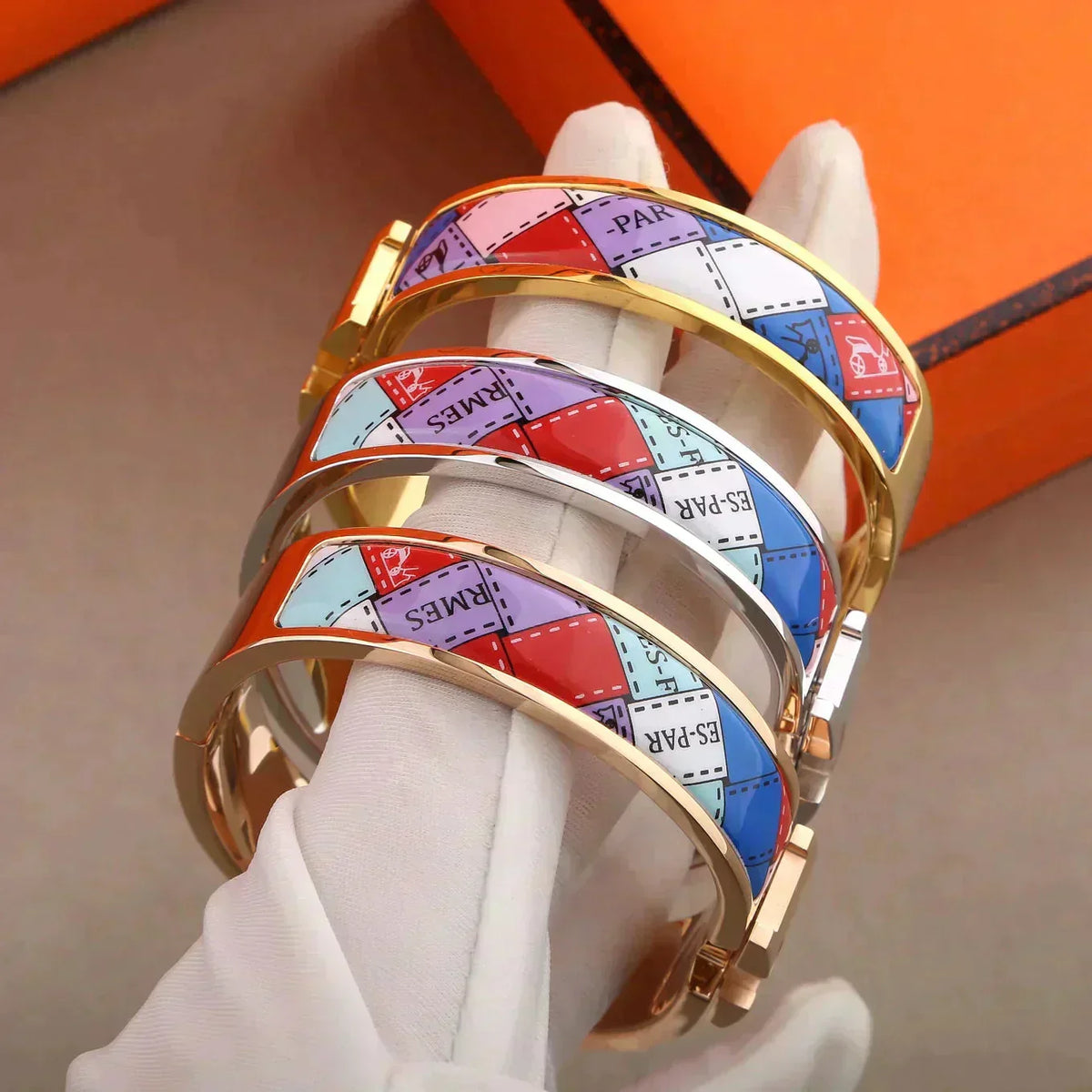 [Regalia Jewelry]H BRACELET DOTTED BORDER 12MM