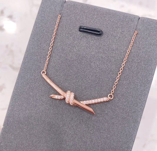 [Regalia Jewels]KNOT NECKLACE DIAMONDS