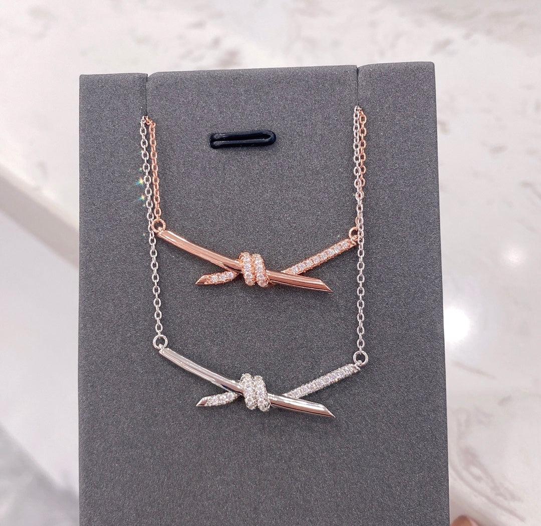 [Regalia Jewels]KNOT NECKLACE DIAMONDS