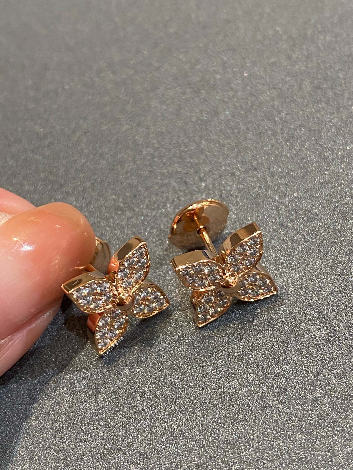 [Regalia Jewelry]STAR DIAMOND EARRINGS