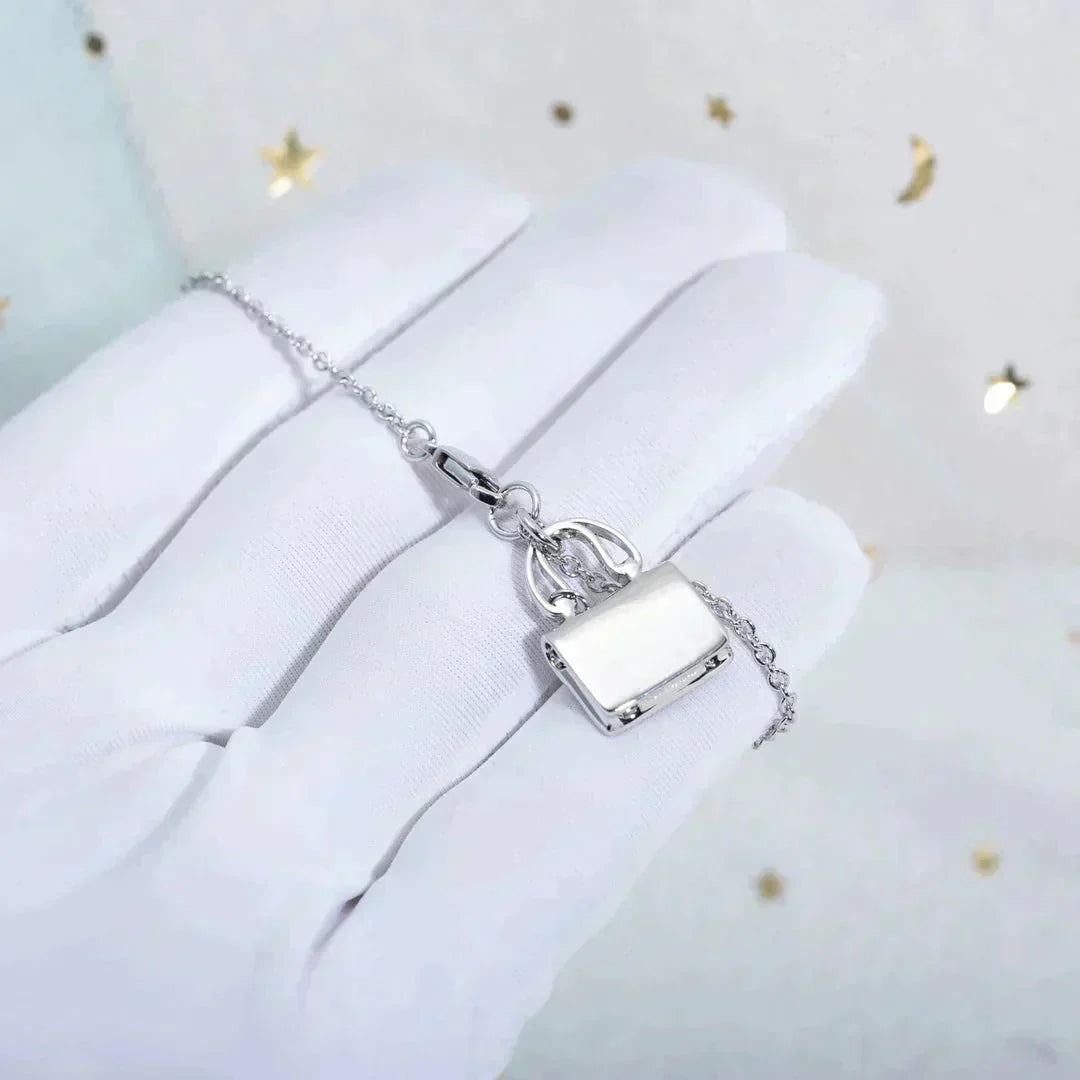 [Regalia Jewelry]AMULETTE PEDANT SILVER NECKLACE
