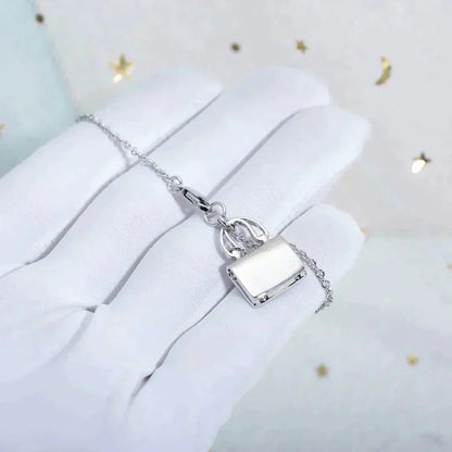 [Regalia Jewelry]AMULETTE PEDANT SILVER NECKLACE