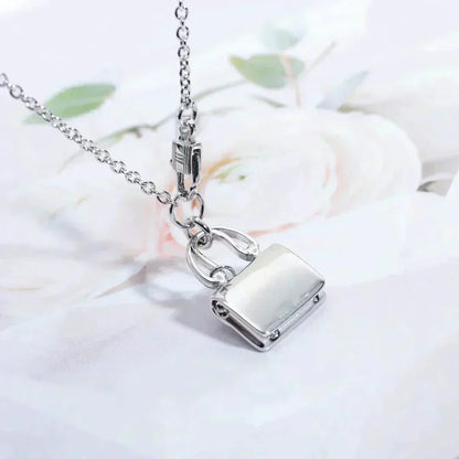 [Regalia Jewelry]AMULETTE PEDANT SILVER NECKLACE
