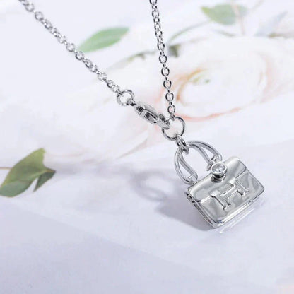 [Regalia Jewelry]AMULETTE PEDANT SILVER NECKLACE