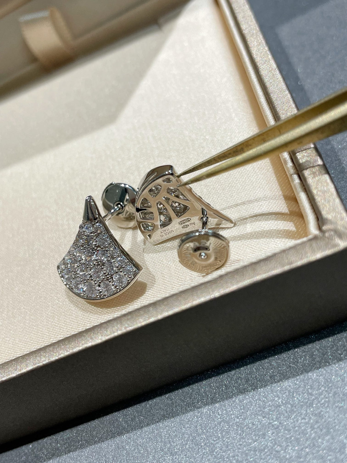 [Regalia Jewelry]DREAM STUD EARRINGS DIAMOND