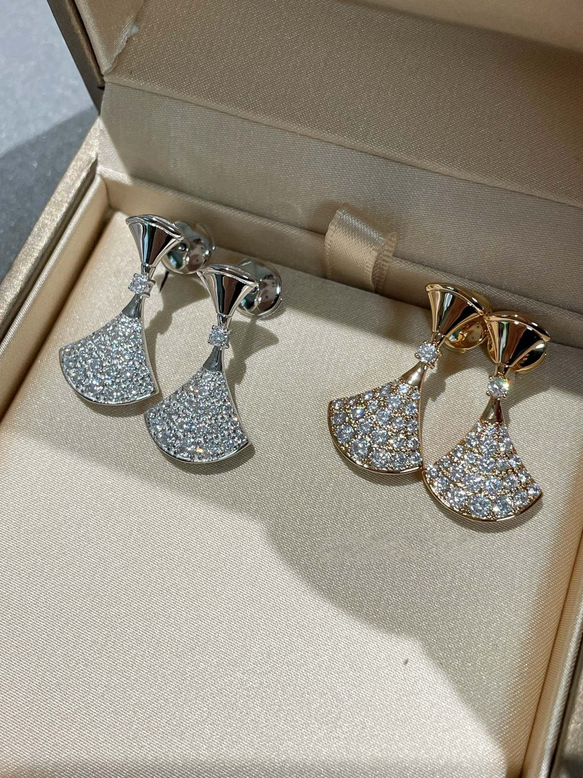 [Regalia Jewelry]DREAM EARRINGS DIAMOND