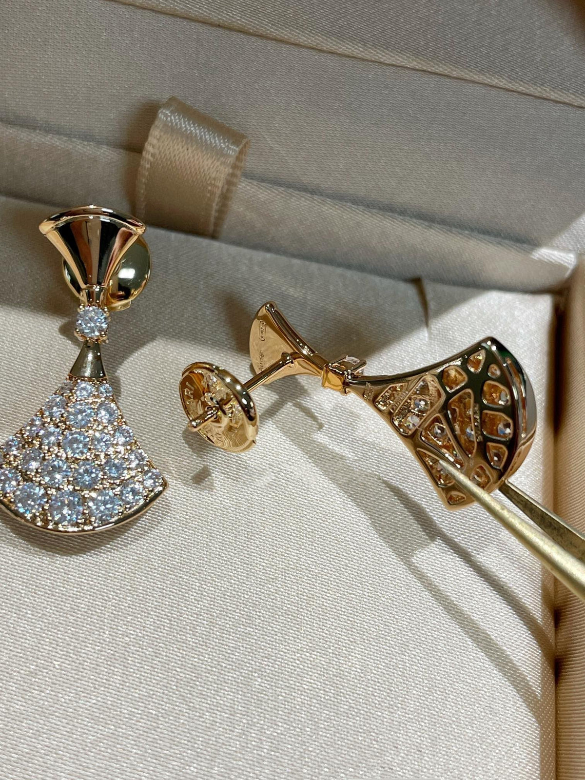 [Regalia Jewelry]DREAM EARRINGS DIAMOND