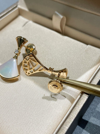 [Regalia Jewelry]DREAM MOP 1 DIAMOND EARRINGS