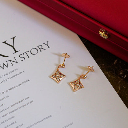 [Regalia Jewelry]STAR DIAMONDS EARRINGS GOLD