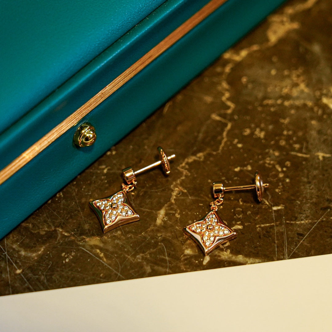 [Regalia Jewelry]STAR DIAMONDS EARRINGS GOLD