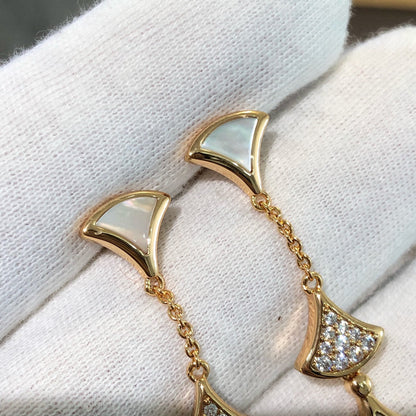[Regalia Jewelry]DREAM EARRINGS 3 MOTIFS DIAMOND MOP PINK GOLD