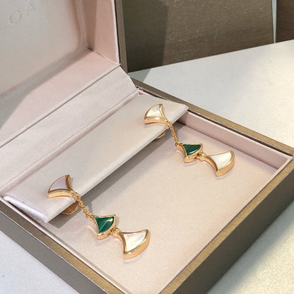 [Regalia Jewelry]DREAM EARRINGS 3 MOTIFS MALACHITE MOP PINK GOLD