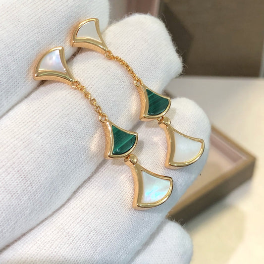 [Regalia Jewelry]DREAM EARRINGS 3 MOTIFS MALACHITE MOP PINK GOLD