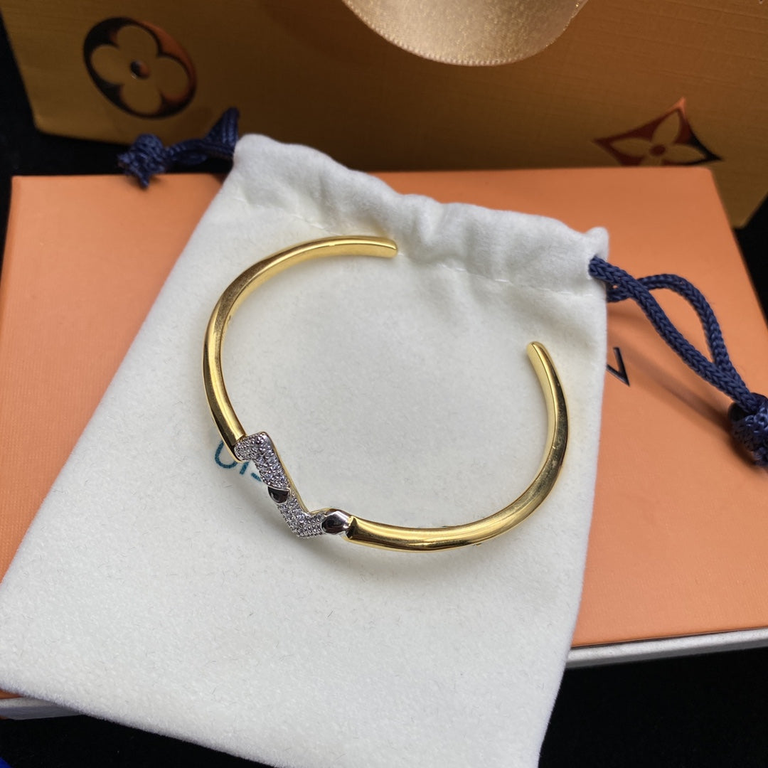 [Regalia Jewelry]VOLTE UPSITE DOWN DIAMOND GOLD OPEN BRACELET