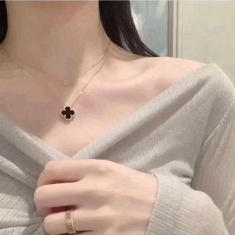 [Regalia Jewelry]CLOVER 15MM BLACK ONYX SINGLE FLOWER NECKLACE
