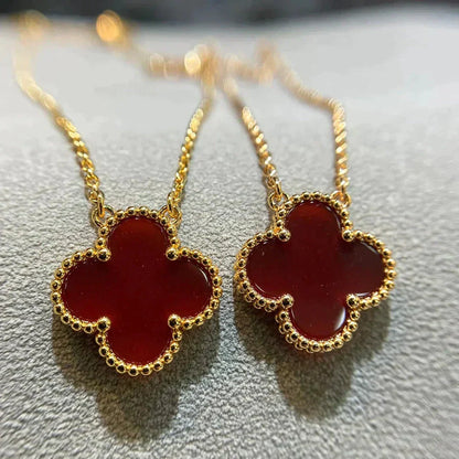 [Regalia Jewelry]CLOVER 15MM CARNELIAN SINGLE FLOWER NECKLACE