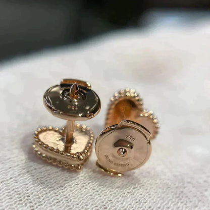 [Regalia Jewelry]HEART CARNELIAN STUD EARRINGS