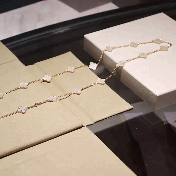 [Regalia Jewelry]CLOVER 20 MOTIFS WHITE MOP NECKLACE