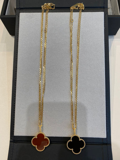 [Regalia Jewelry]CLOVER 25MM NECKLACE GOLD CARNELIAN