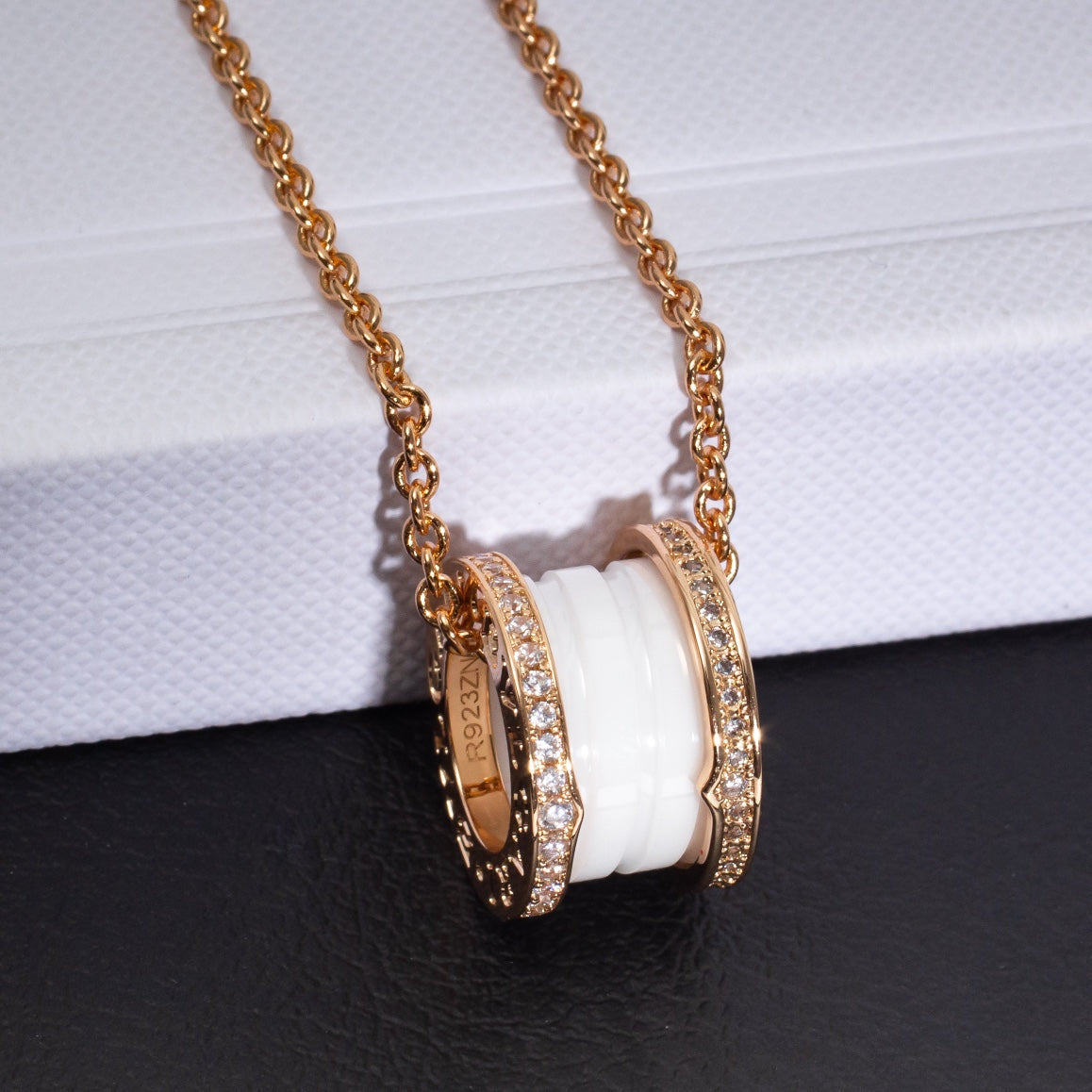 [Regalia Jewelry]ZERO 1 WHITE CERAMIC PINK GOLD DIAMOND NECKLACE