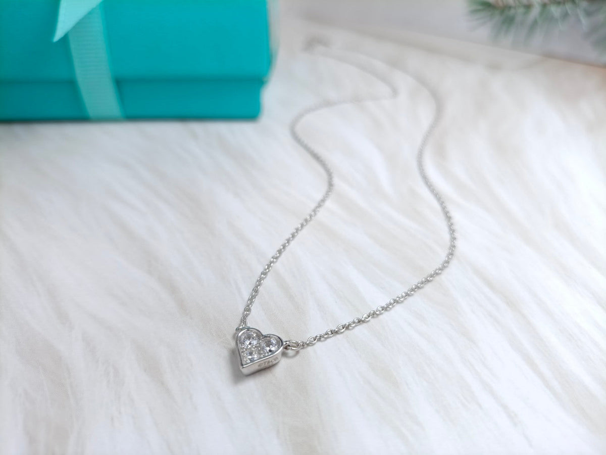 [Regalia Jewels]HEART 3 DIAMONDS PEDANT NECKLACE