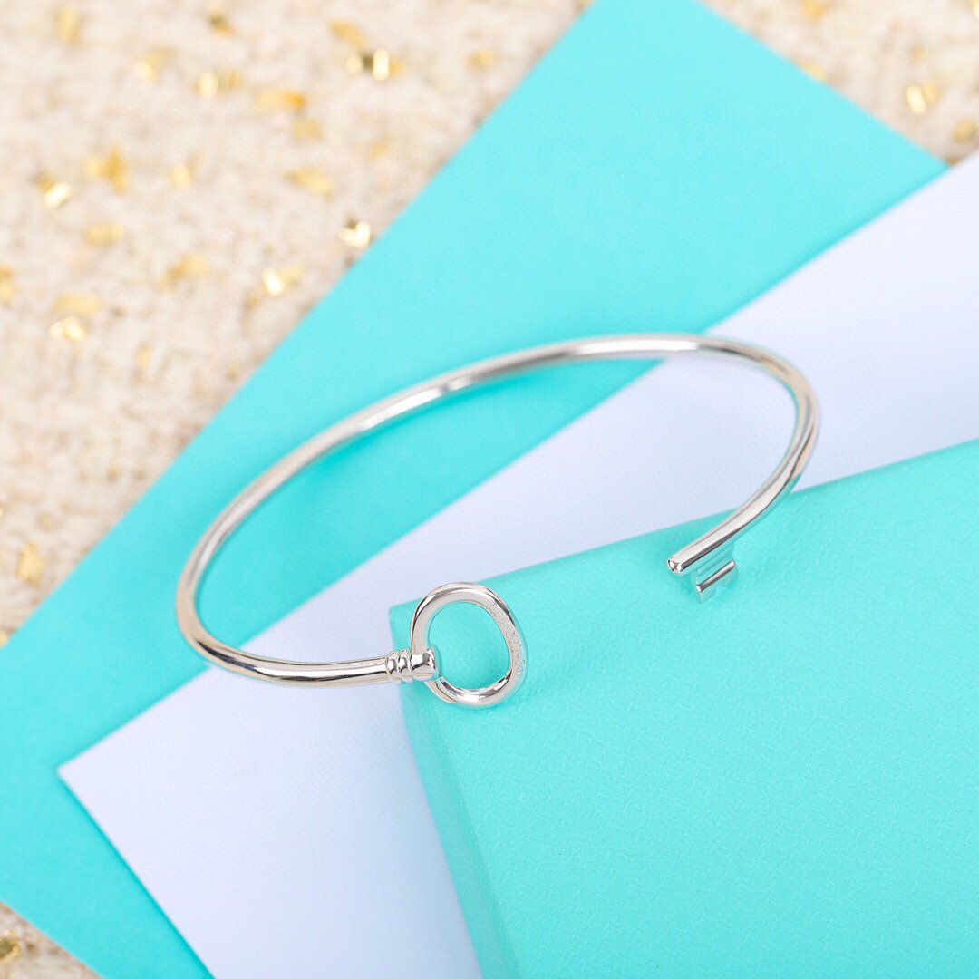 [Regalia Jewels]KEY WIRE OVAL BRACELET